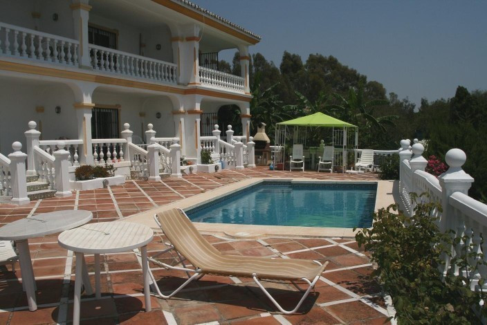4 Bedroom Townhouse For Sale New Golden Mile, Costa del Sol - HP3104530