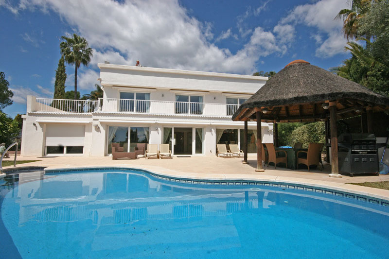 4 Bedroom Detached Villa For Sale The Golden Mile, Costa del Sol - HP2696852