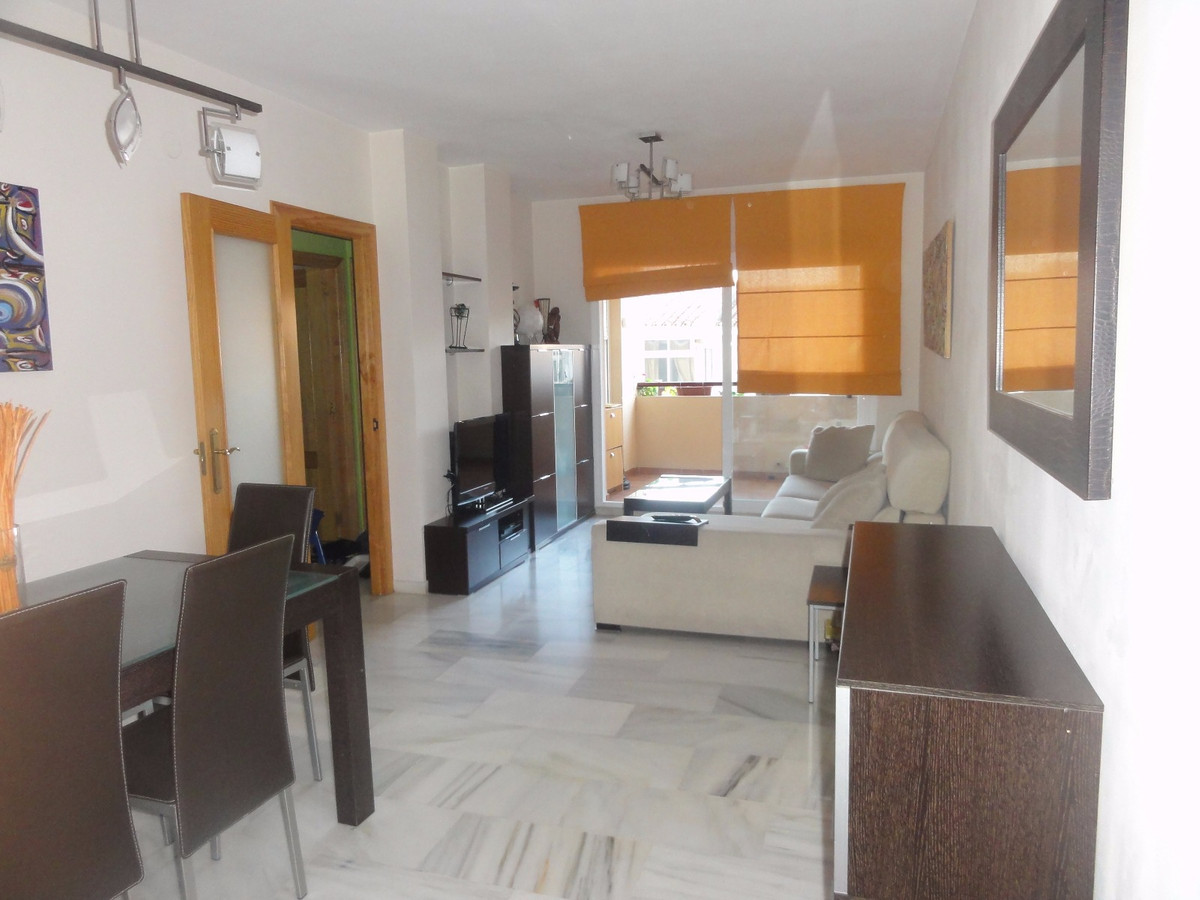 2 Dormitorios Apartamento Planta Media  En Venta Fuengirola, Costa del Sol - HP2864390