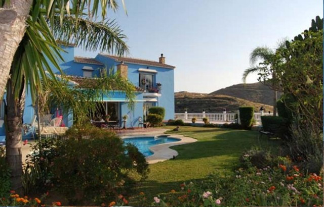 5 Bedroom Detached Villa For Sale Cerros del Aguila, Costa del Sol - HP166269